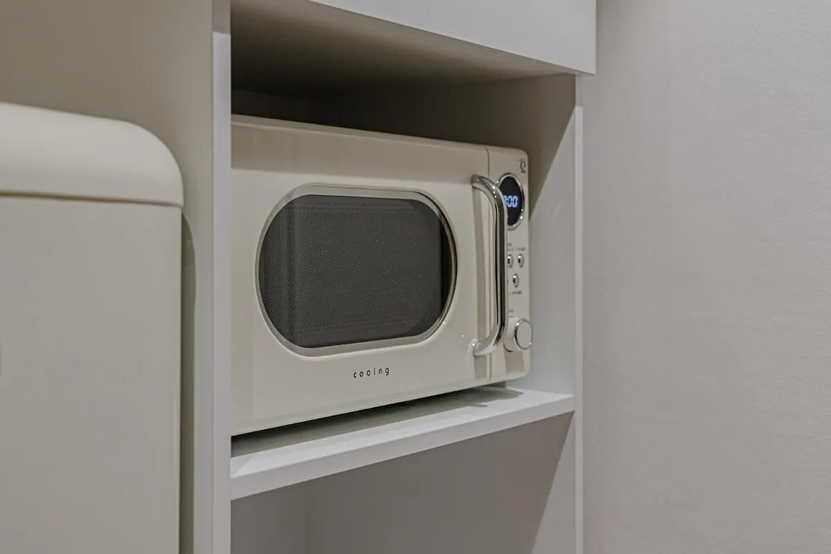 201 Apgujeong 2Nd, Studio 1 Bath Queen Bed Seul 0*,  Güney Kore