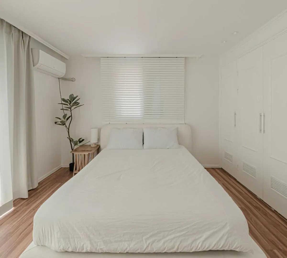 201 Apgujeong 2Nd, Studio 1 Bath Queen Bed 首爾 0*,
